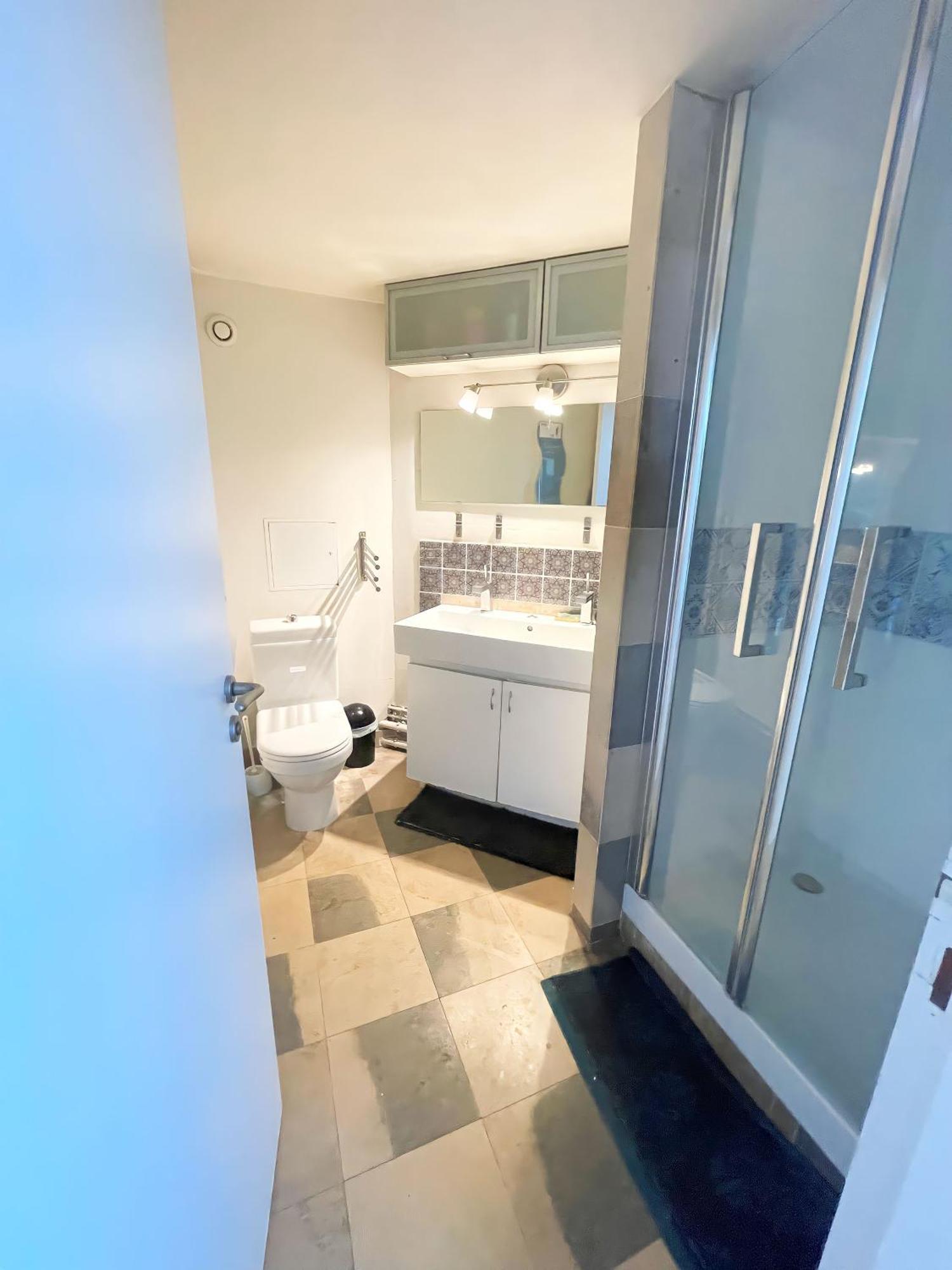 Apartment Bed & Breakfast Chez L'Habitant Ivry-sur-Seine